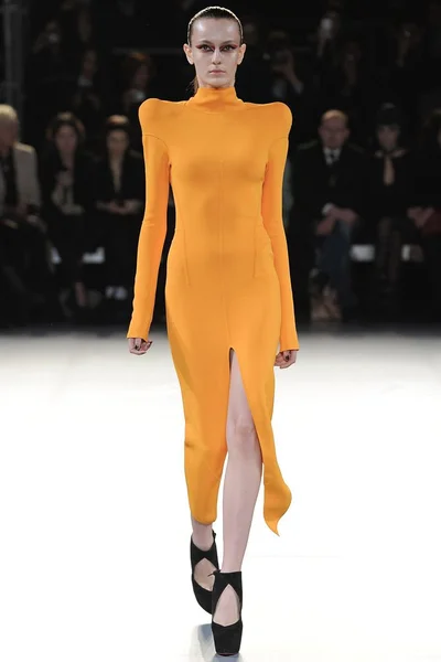 Look 20